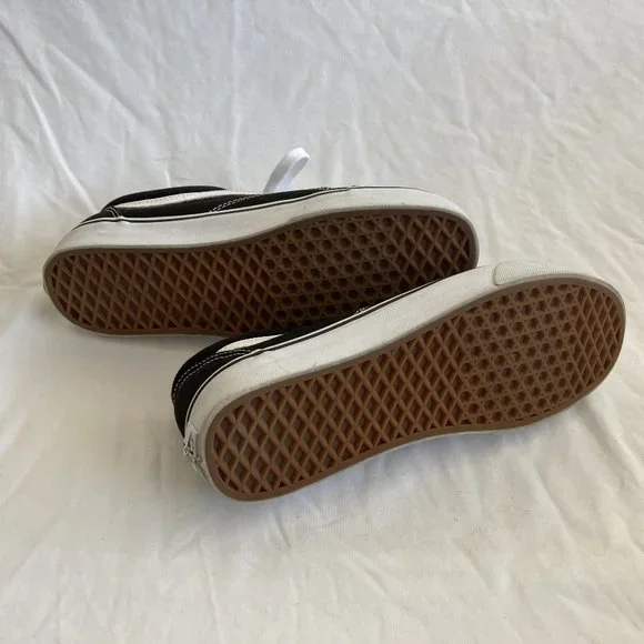 Vans Classic Black Canvas Old Skool Shoes Size M 9 1/2 W 11 - Picture 5 of 7